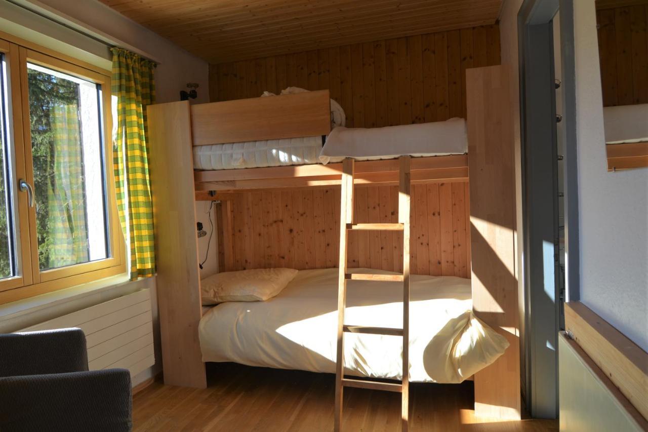 Haus Schwarz Villa Savognin Buitenkant foto